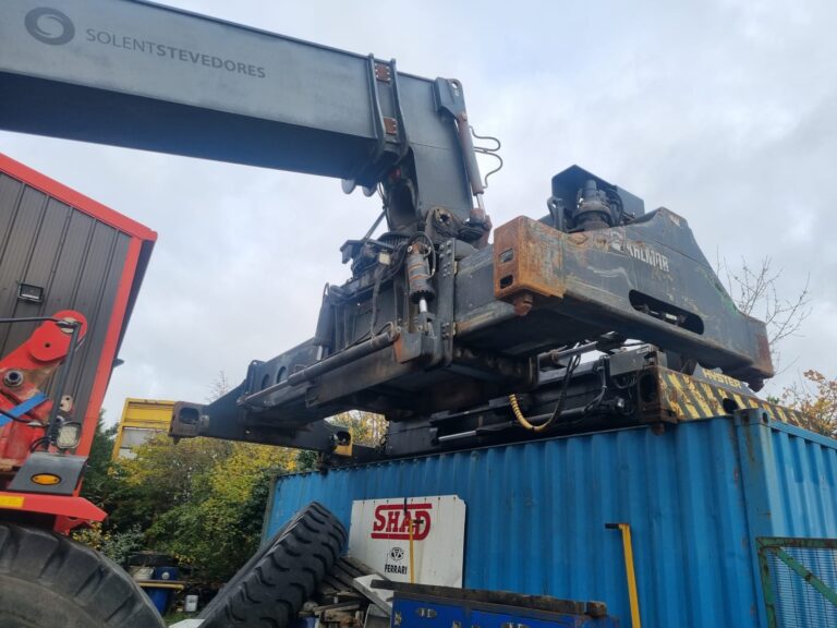 TME121<br>Brommer Spreader<br>2016