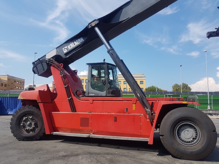 RS341<br>Kalmar DRF45070S5SX(Barge Handler)<br>Year: 2012<br>hours12,100