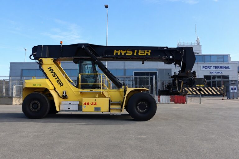 RS405<br>Hyster RS46-33CH<br>Year2019:<br>hours9221