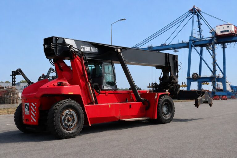 RS404<br>Kalmar  DRG450-70S5XS<br>Year2020:<br>hours12314