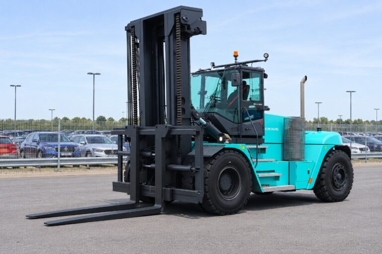 HDF402<br>Kalmar 20-1200C<br>Year: 2018<br>Hours: 9040
