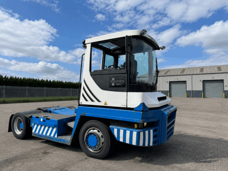 TRA403<br>Terberg RT223 <br>Year: 2017<br>Hours: 12580